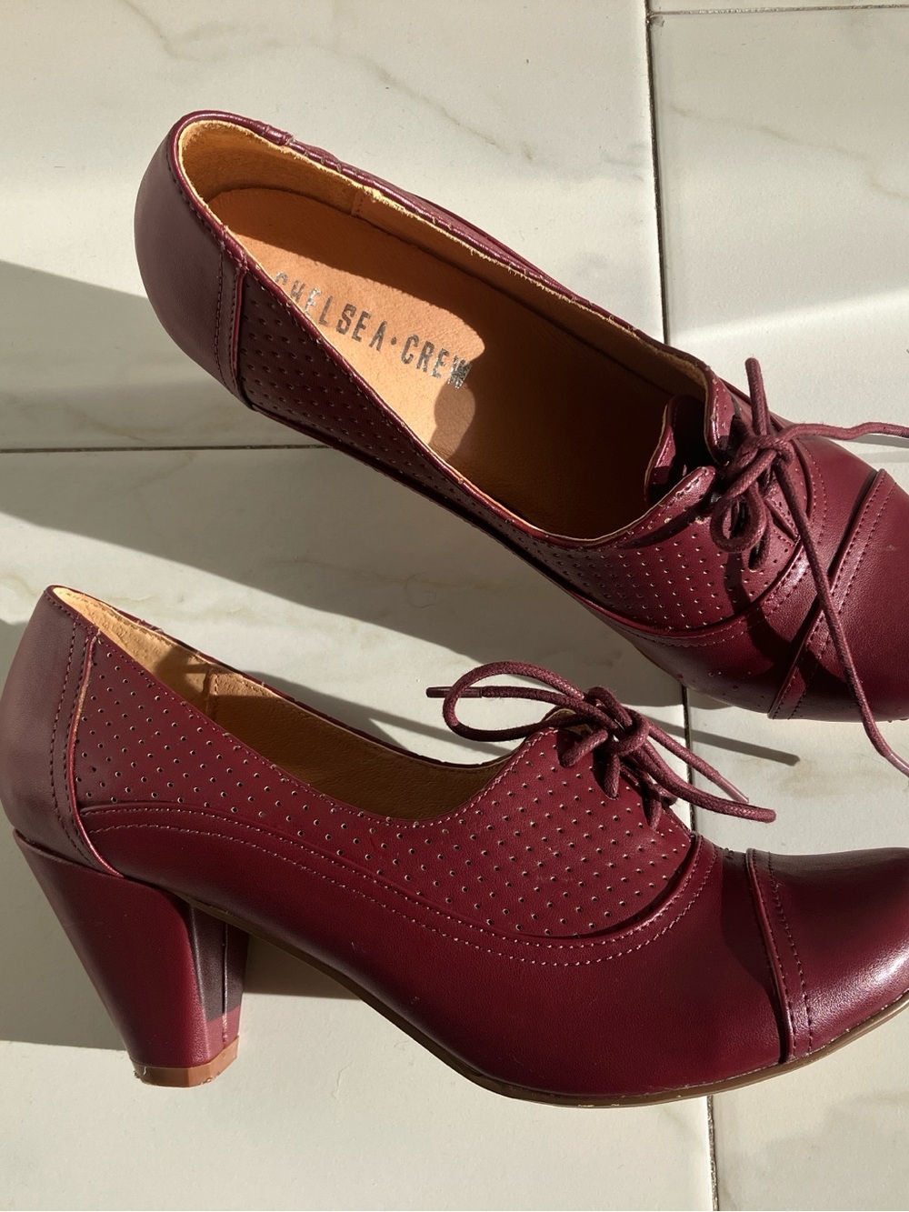 chelsea crew Burgundy Lace-Up Heeled Oxfords-new-ish